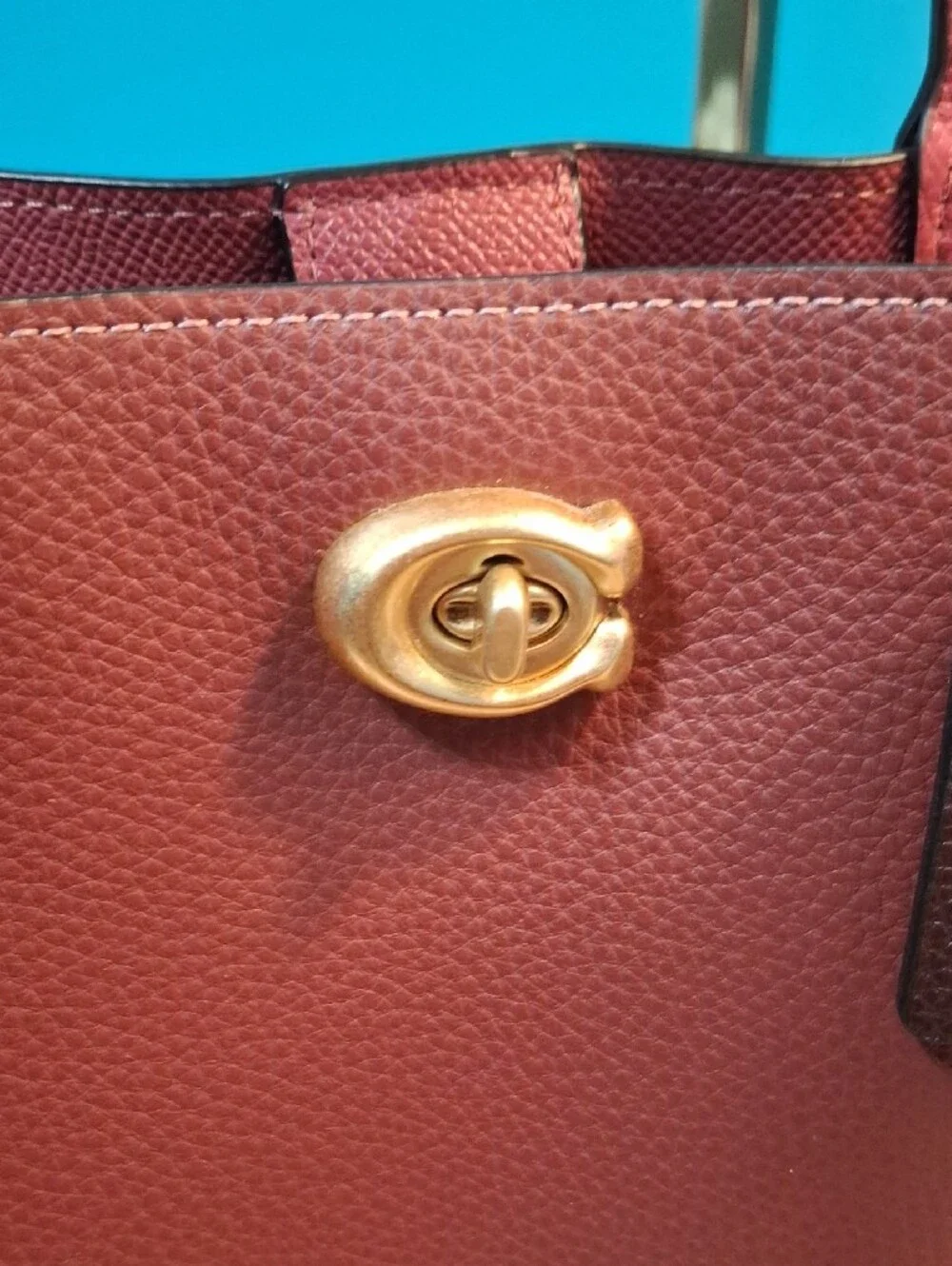 Coach Willow Leather Tote in Wine/berry with Gold Hardware Includes Dust Bag